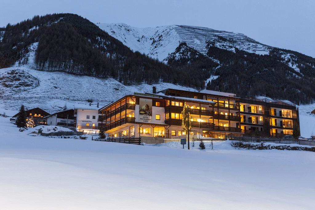 Langtaufererhof Hotel Melago ภายนอก รูปภาพ